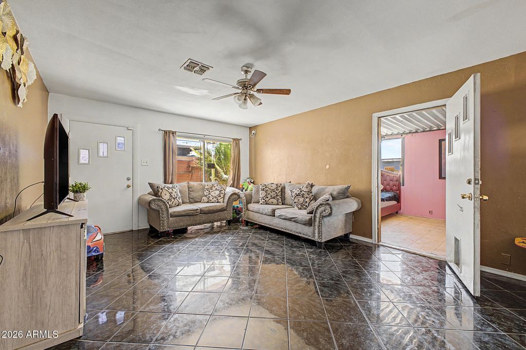 6909 W Wolf Street, Phoenix, AZ 85033 — photo 5