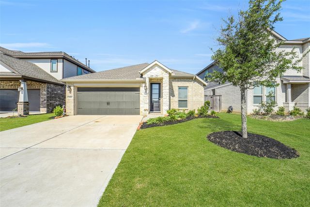 2450 Rosemary Sage Drive, Brookshire, TX 77423