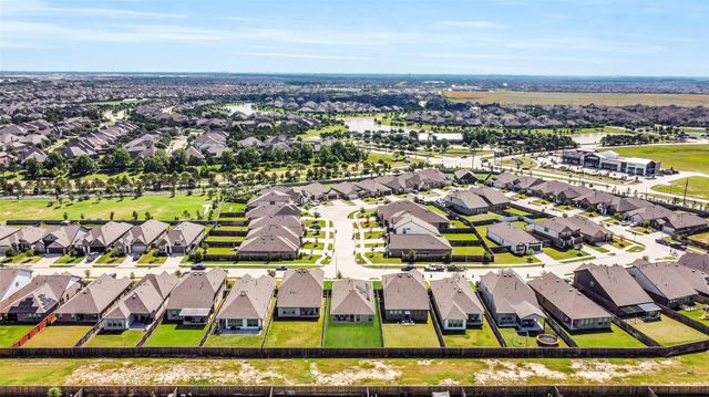 2450 Rosemary Sage Drive, Brookshire, TX 77423