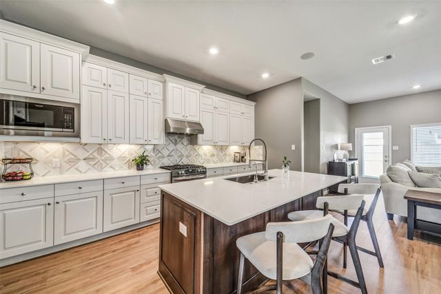 2450 Rosemary Sage Drive, Brookshire, TX 77423