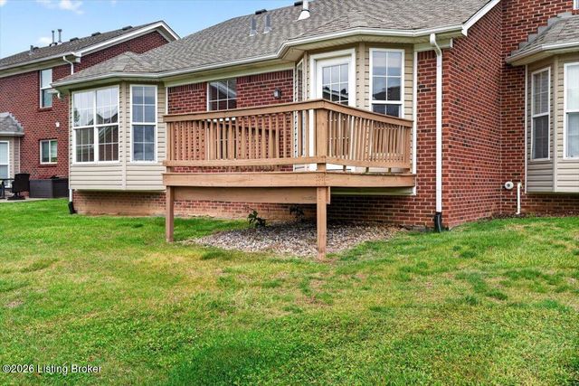 3212 Stony Farm Dr, Jeffersontown, KY 40299