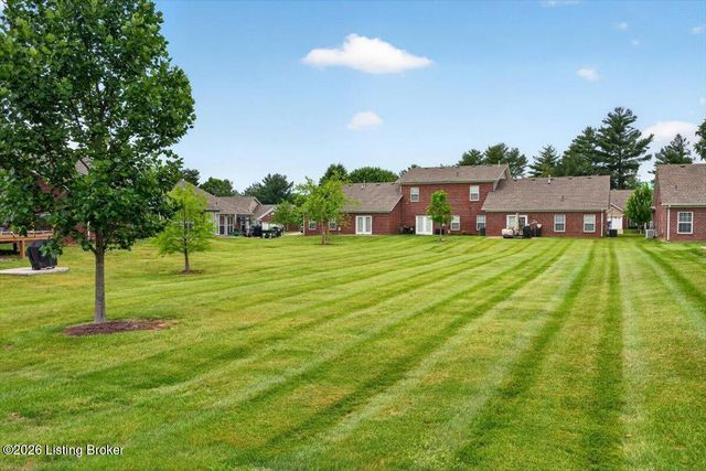 3212 Stony Farm Dr, Jeffersontown, KY 40299