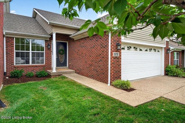 3212 Stony Farm Dr, Jeffersontown, KY 40299