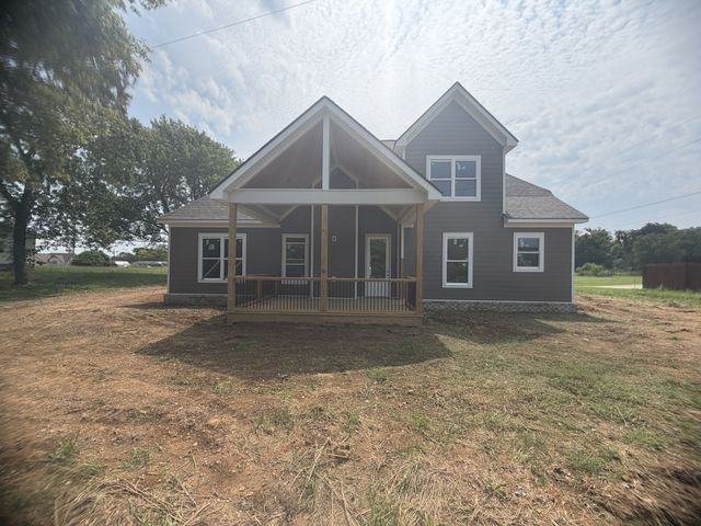 565 Hiwassee Rd, Lebanon, TN 37087