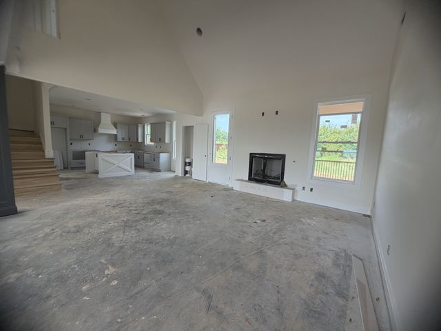 565 Hiwassee Rd, Lebanon, TN 37087