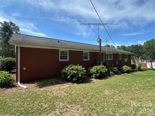 419 E Pigg Street, Pageland, SC 29728