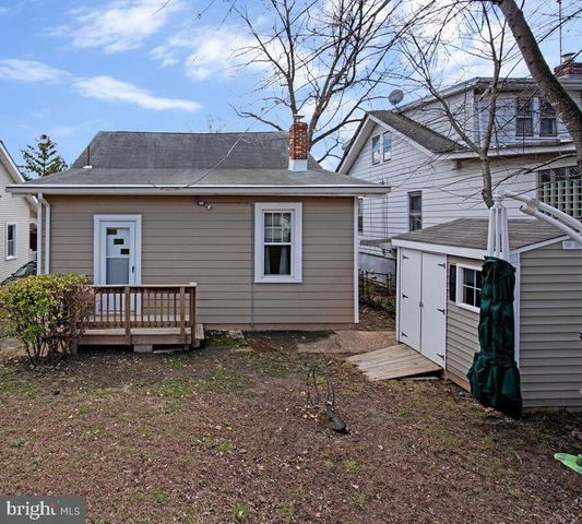 3206 BUNKER HILL RD, Mount Rainier, MD 20712