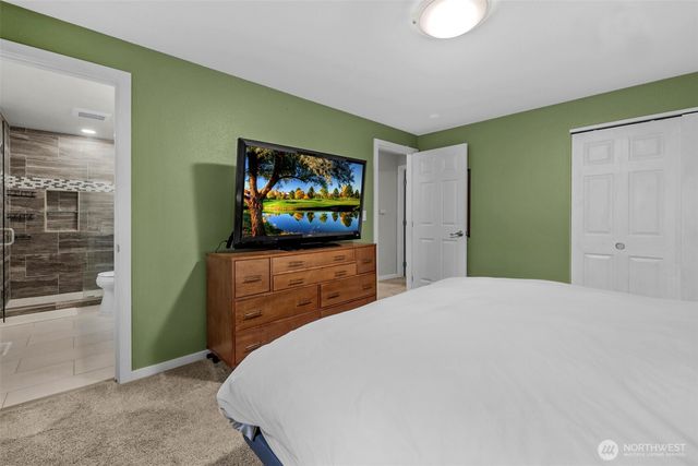 14106 Cascadian Way, Everett, WA 98208