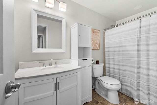 14106 Cascadian Way, Everett, WA 98208