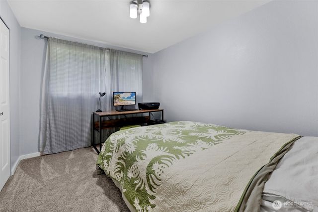 14106 Cascadian Way, Everett, WA 98208