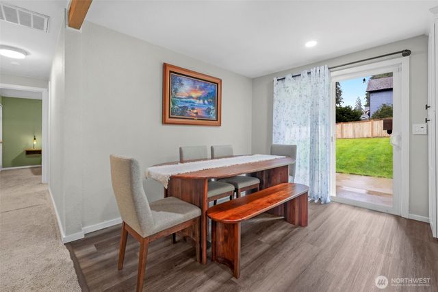 14106 Cascadian Way, Everett, WA 98208