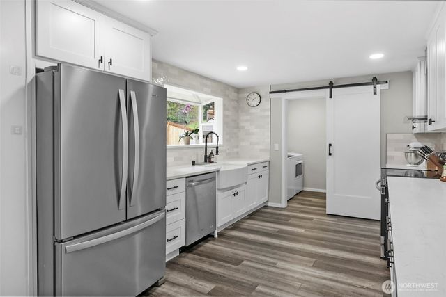 14106 Cascadian Way, Everett, WA 98208