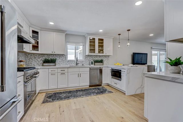 1801 Harriman Lane, Redondo Beach, CA 90278