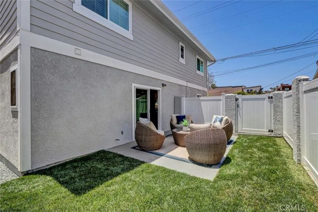 1801 Harriman Lane, Redondo Beach, CA 90278