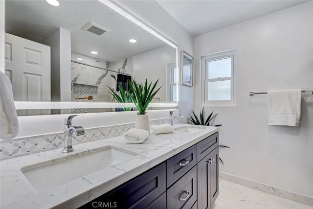 1801 Harriman Lane, Redondo Beach, CA 90278