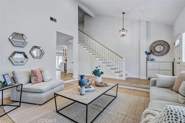1801 Harriman Lane, Redondo Beach, CA 90278