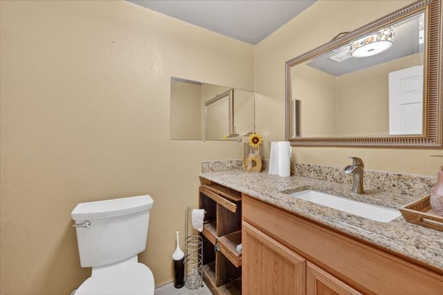 5530 N Interstate Highway 45, Ennis, TX 75119