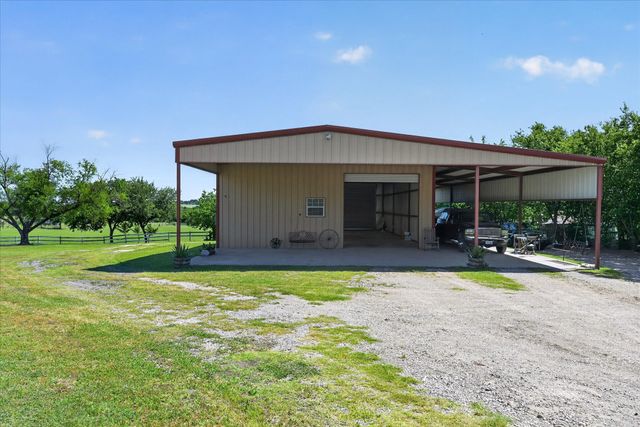 5530 N Interstate Highway 45, Ennis, TX 75119