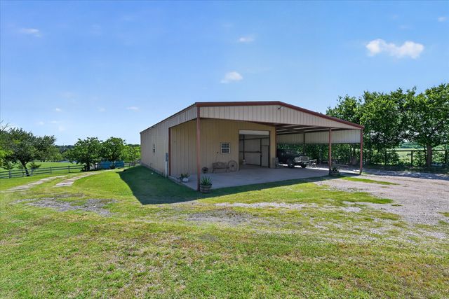 5530 N Interstate Highway 45, Ennis, TX 75119