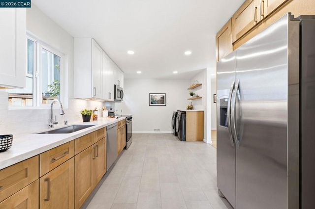 2808 Carmel Street, Oakland, CA 94602