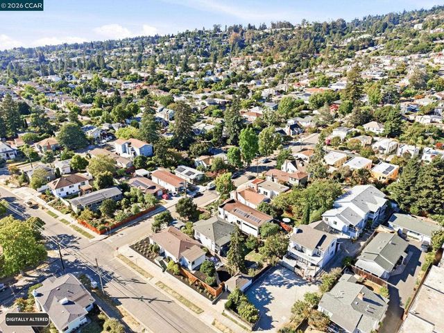 2808 Carmel Street, Oakland, CA 94602