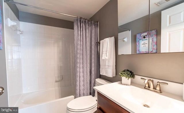 906 OLDHAM ST, Baltimore, MD 21224
