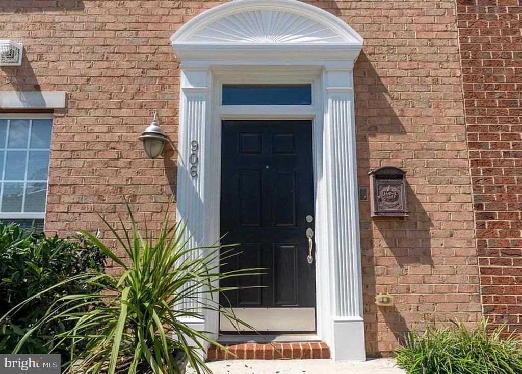 906 OLDHAM ST, Baltimore, MD 21224