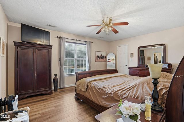 322 Saddle Ridge Drive, Willow Springs, NC 27592