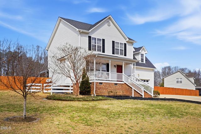 322 Saddle Ridge Drive, Willow Springs, NC 27592