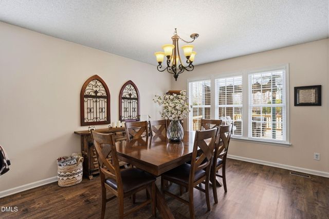 322 Saddle Ridge Drive, Willow Springs, NC 27592