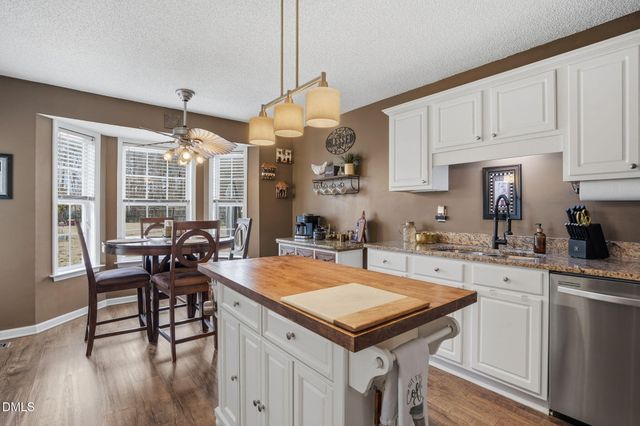 322 Saddle Ridge Drive, Willow Springs, NC 27592