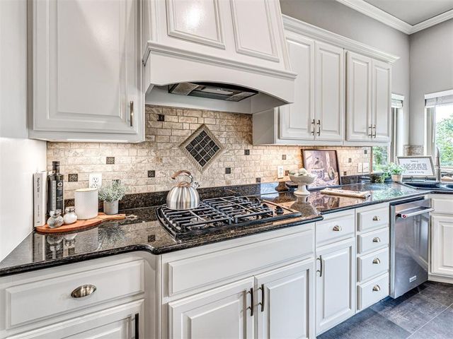 12500 Chateaux Road, Oklahoma City, OK 73142