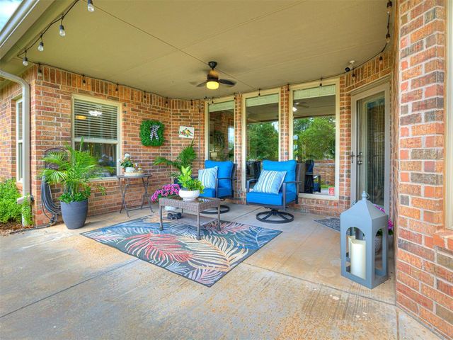 12500 Chateaux Road, Oklahoma City, OK 73142
