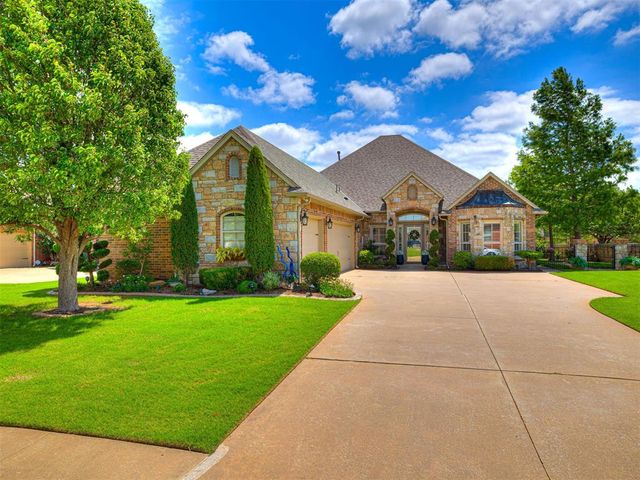 12500 Chateaux Road, Oklahoma City, OK 73142