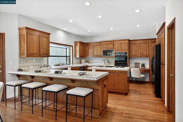 4423 Deer Ridge Rd, Danville, CA 94506