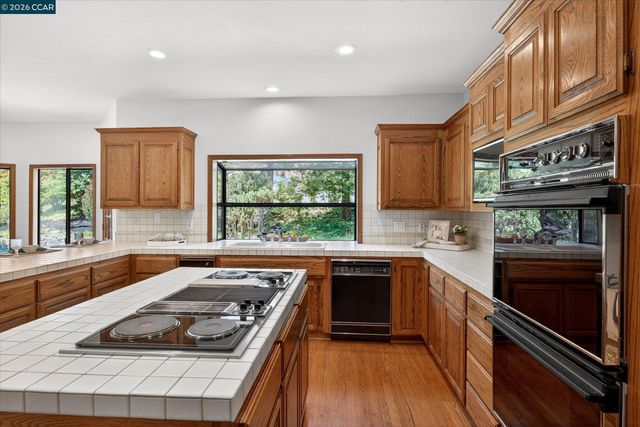 4423 Deer Ridge Rd, Danville, CA 94506