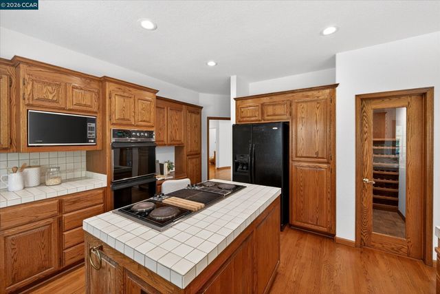 4423 Deer Ridge Rd, Danville, CA 94506