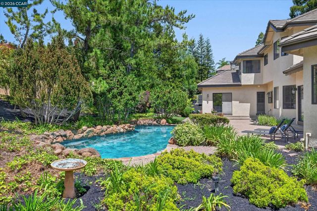 4423 Deer Ridge Rd, Danville, CA 94506