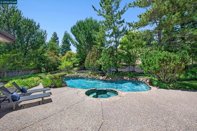 4423 Deer Ridge Rd, Danville, CA 94506