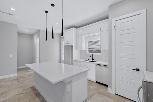 2604 Flora Lane, Denison, TX 75020