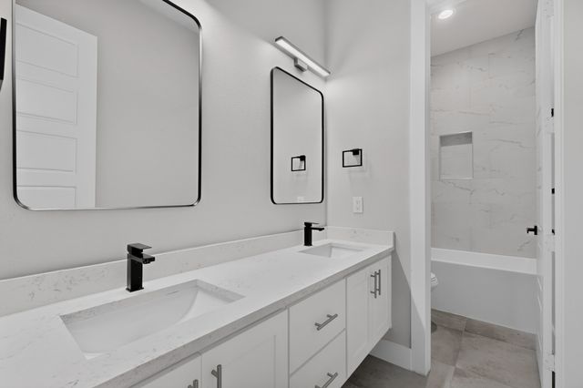 2604 Flora Lane, Denison, TX 75020