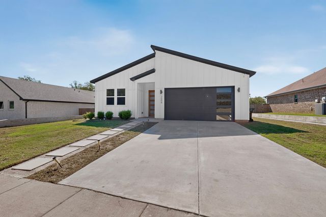 2604 Flora Lane, Denison, TX 75020