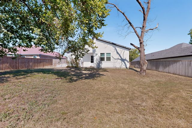 2604 Flora Lane, Denison, TX 75020