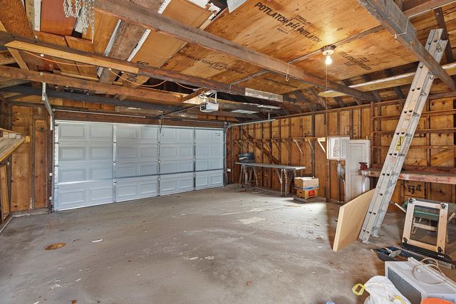 35960 Monroe Street, Richmond, MI 48062