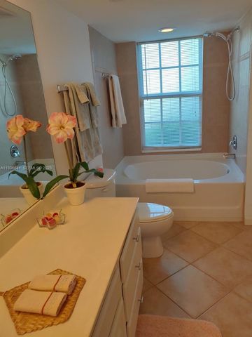 4122 Residence Drive 102, Fort Myers, FL 33901