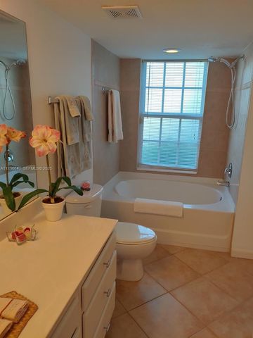 4122 Residence Drive 102, Fort Myers, FL 33901