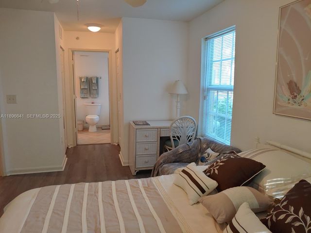 4122 Residence Drive 102, Fort Myers, FL 33901