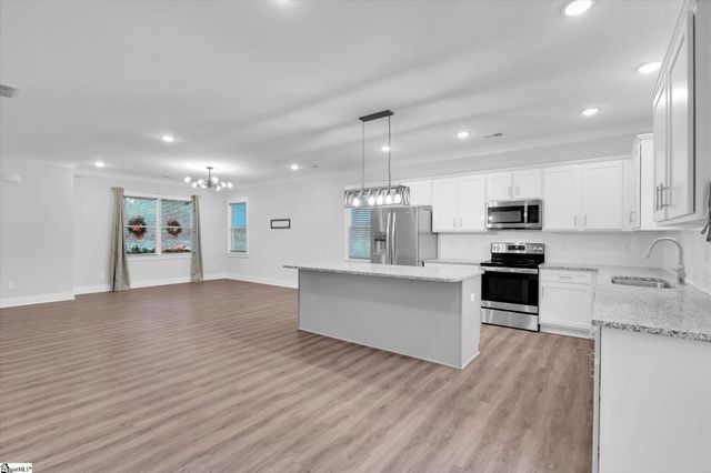 33 Parker Street, Pelzer, SC 29669