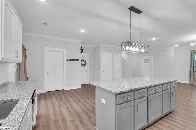 33 Parker Street, Pelzer, SC 29669