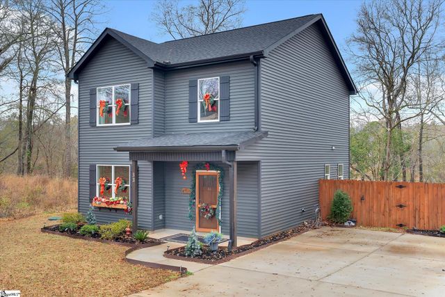 33 Parker Street, Pelzer, SC 29669